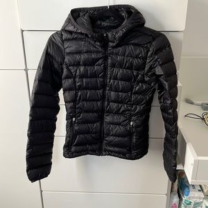 COPY - Aritzia TNA Botanie slim puffer